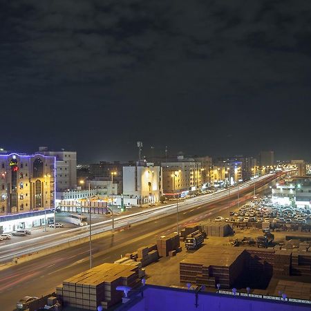 Al Ezzah Palace Hotel Suites Dżedda Zewnętrze zdjęcie