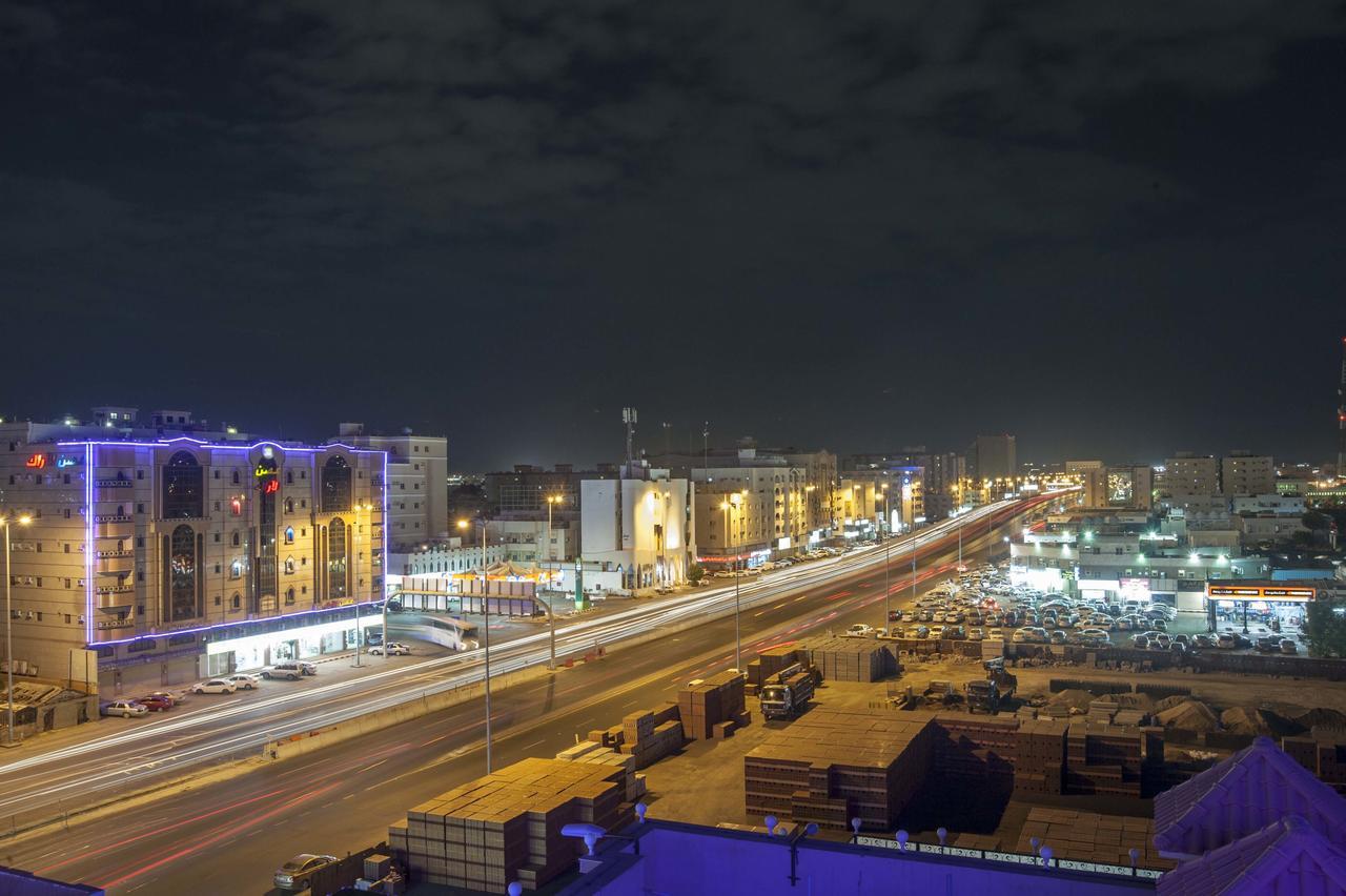 Al Ezzah Palace Hotel Suites Dżedda Zewnętrze zdjęcie