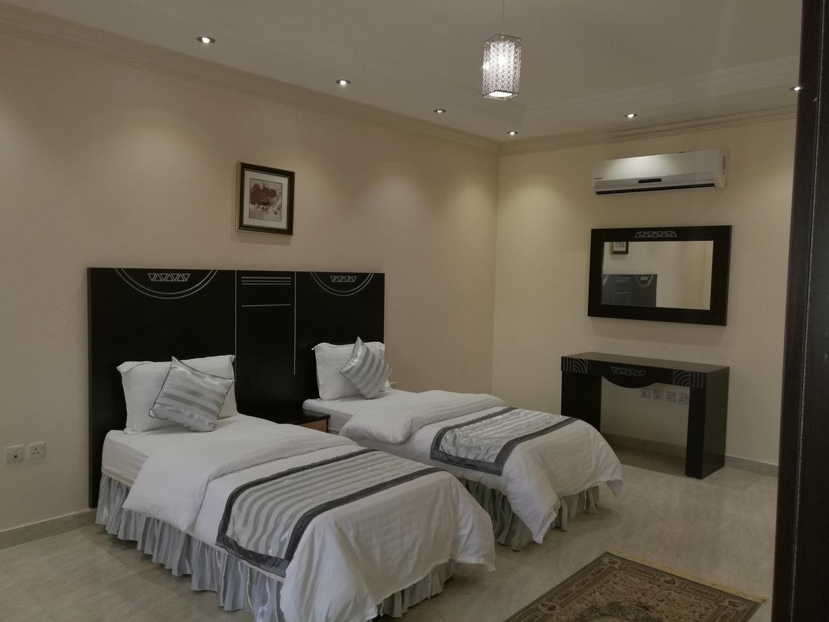 Al Ezzah Palace Hotel Suites Dżedda Zewnętrze zdjęcie